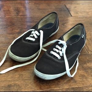 Black Keds